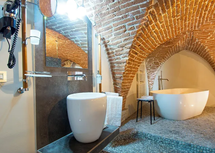  N4U Guest House Florence