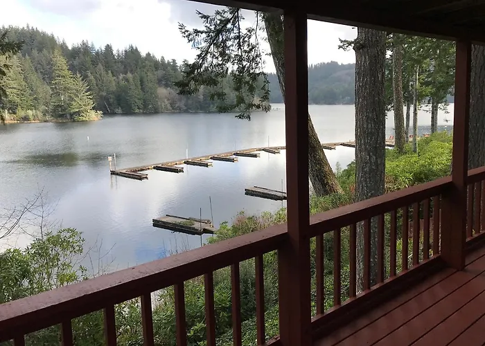 Resort: Mercer Lake Resort And Beach